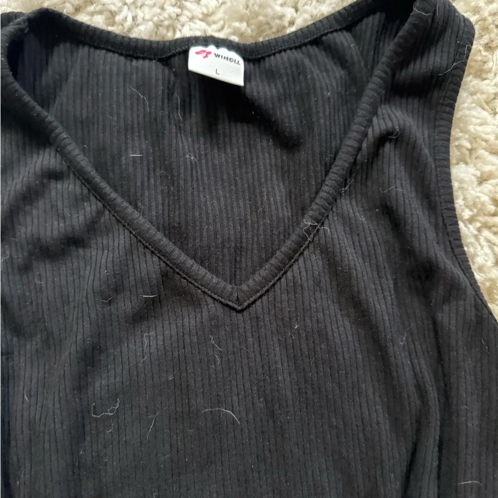 WIHOLL Black Ribbed Tank Top - Picture 4 of 5